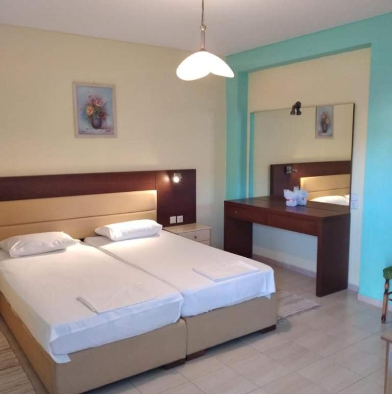 Ta Kalamakia Apartments Vatera Dış mekan fotoğraf